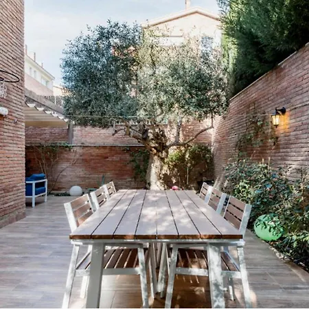 Bonito Duplex Con Piscina En Barcelona&playa Daire